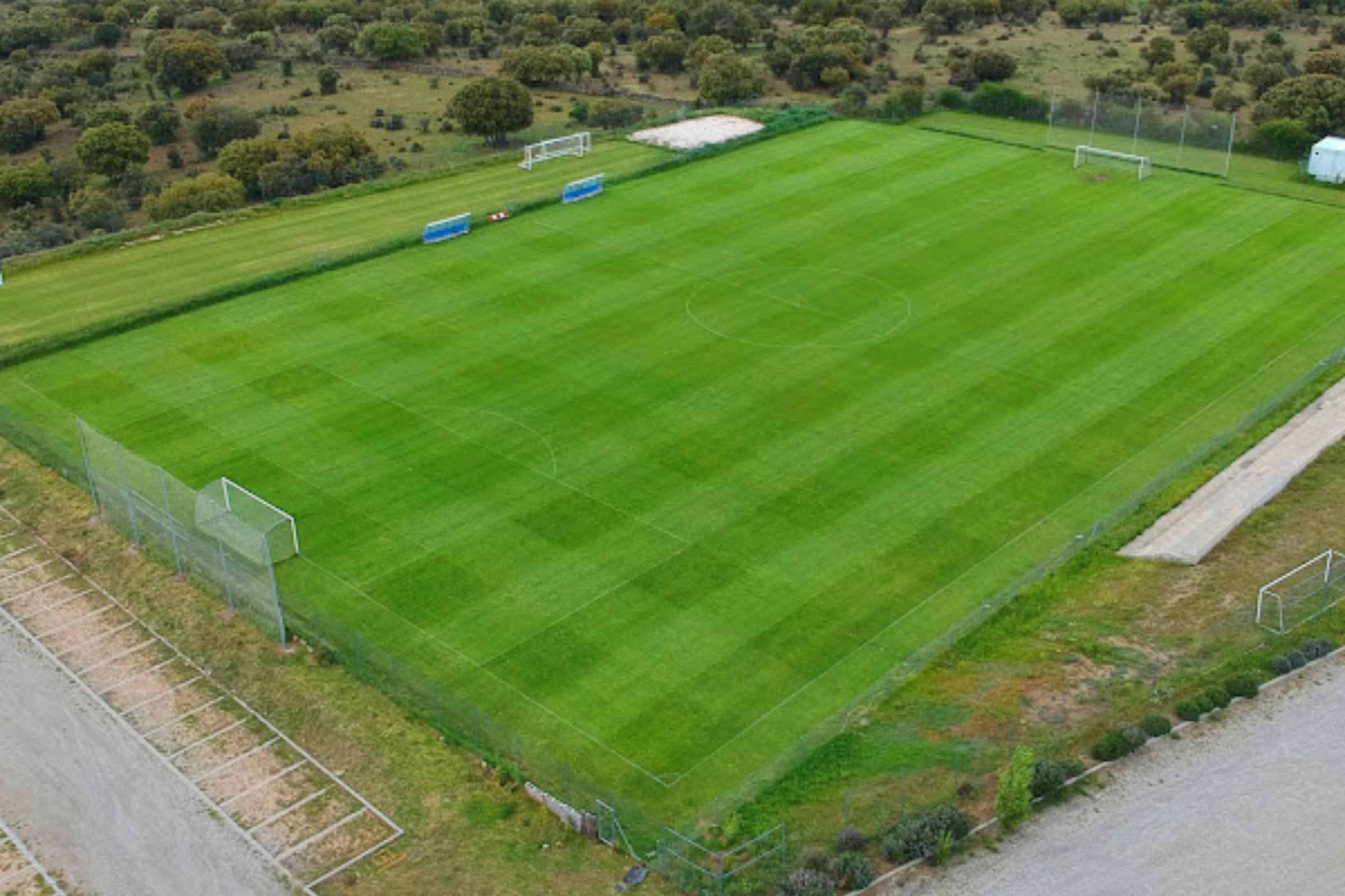 football-fields-Ciudad-deportiva-wanda-condor-travel
