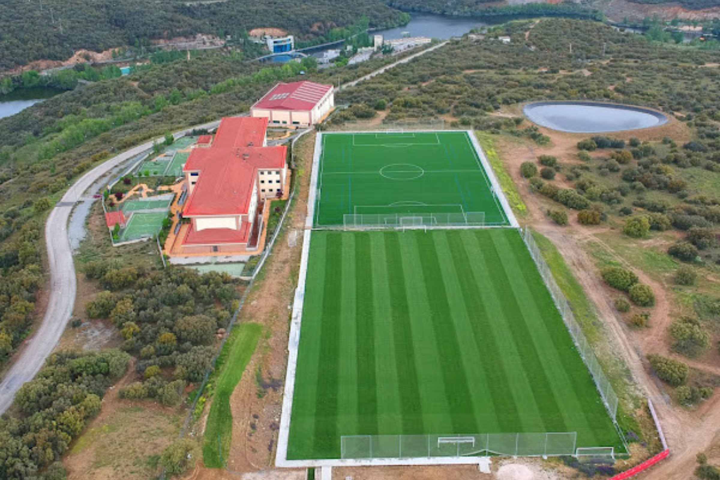 football-fields-Ciudad-deportiva-wanda-Spain