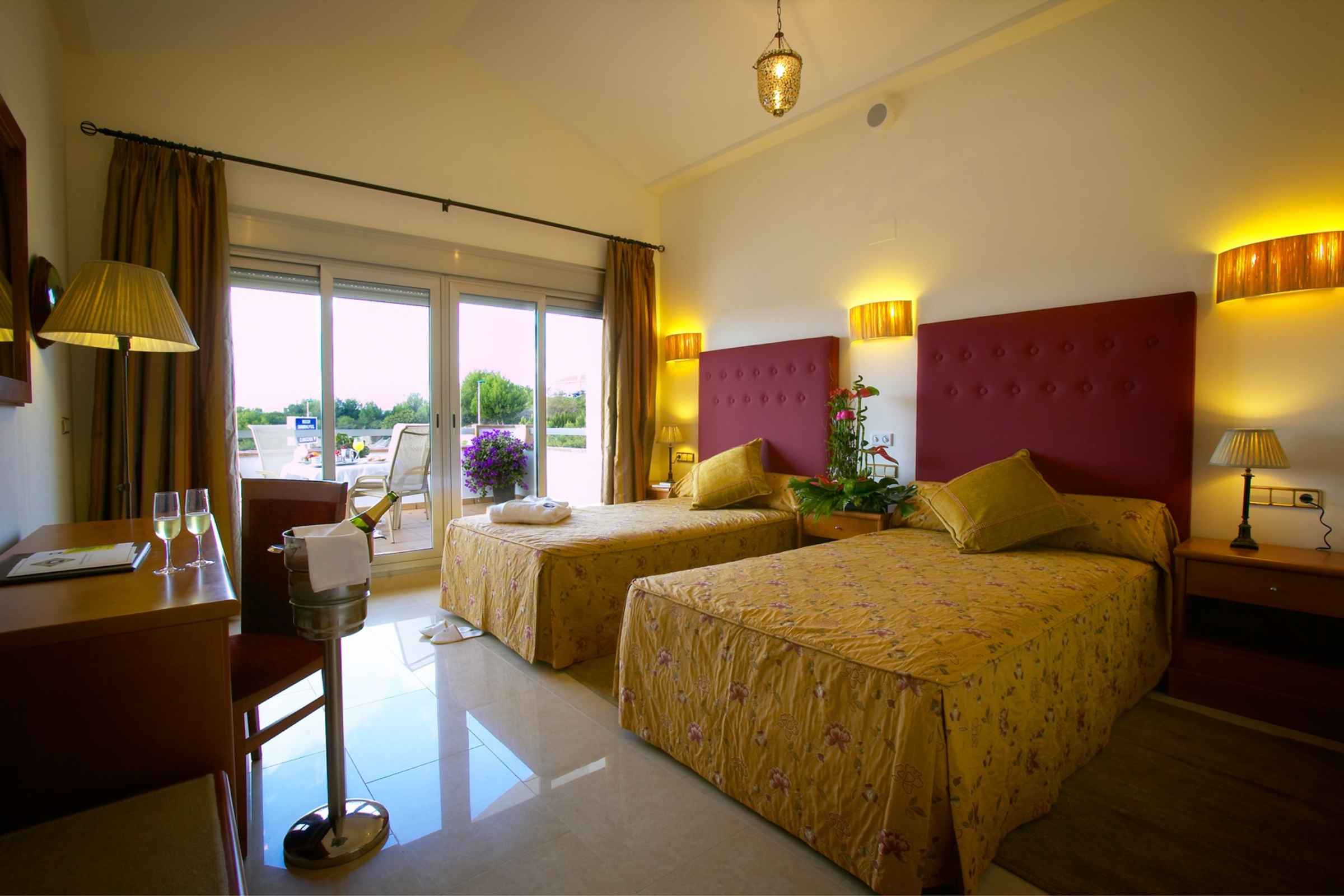 Campoamor-Golf-Hotel-Condor-travel-sport