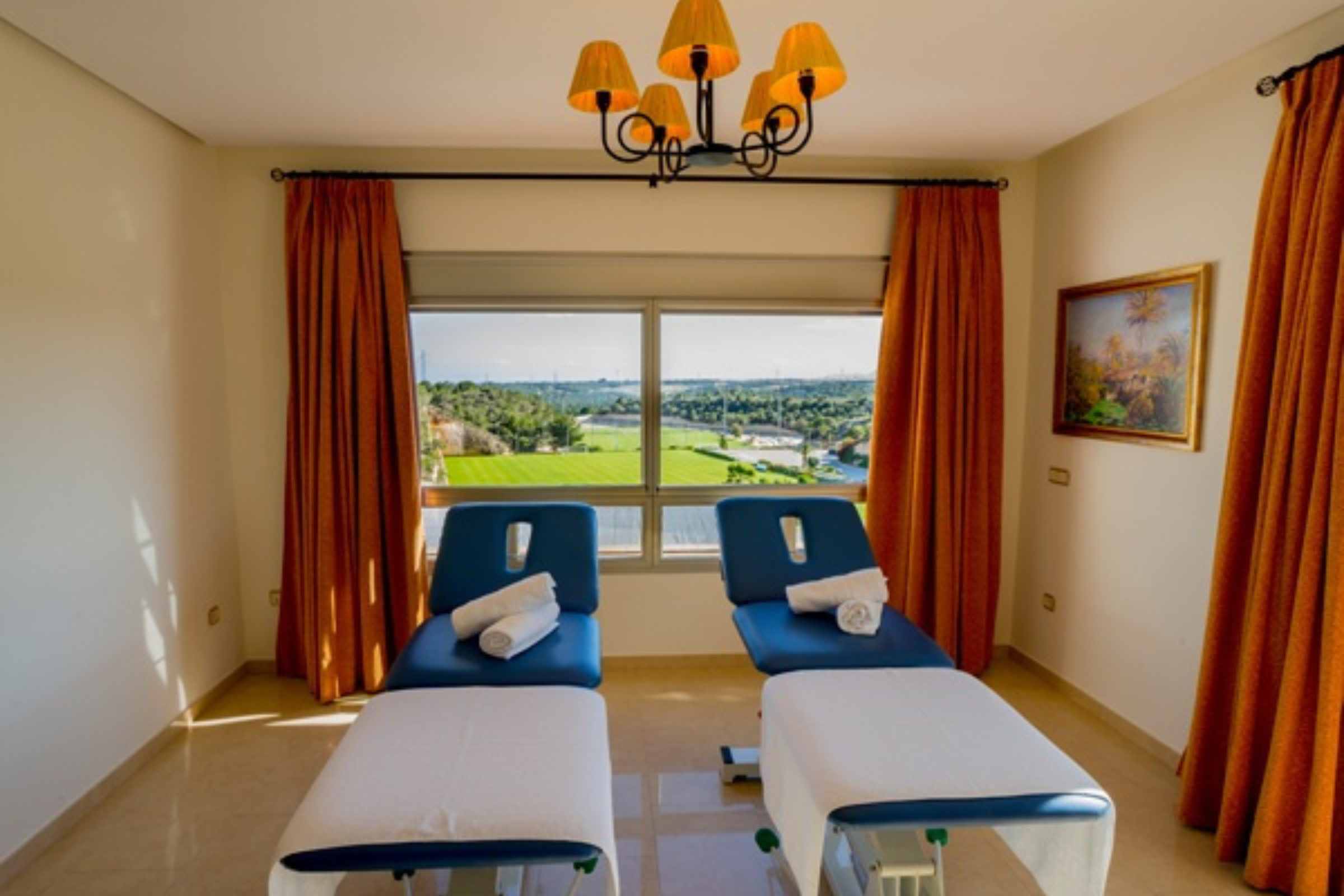 Campoamor-Golf-Hotel-Condor-travel-sport-Football-camp