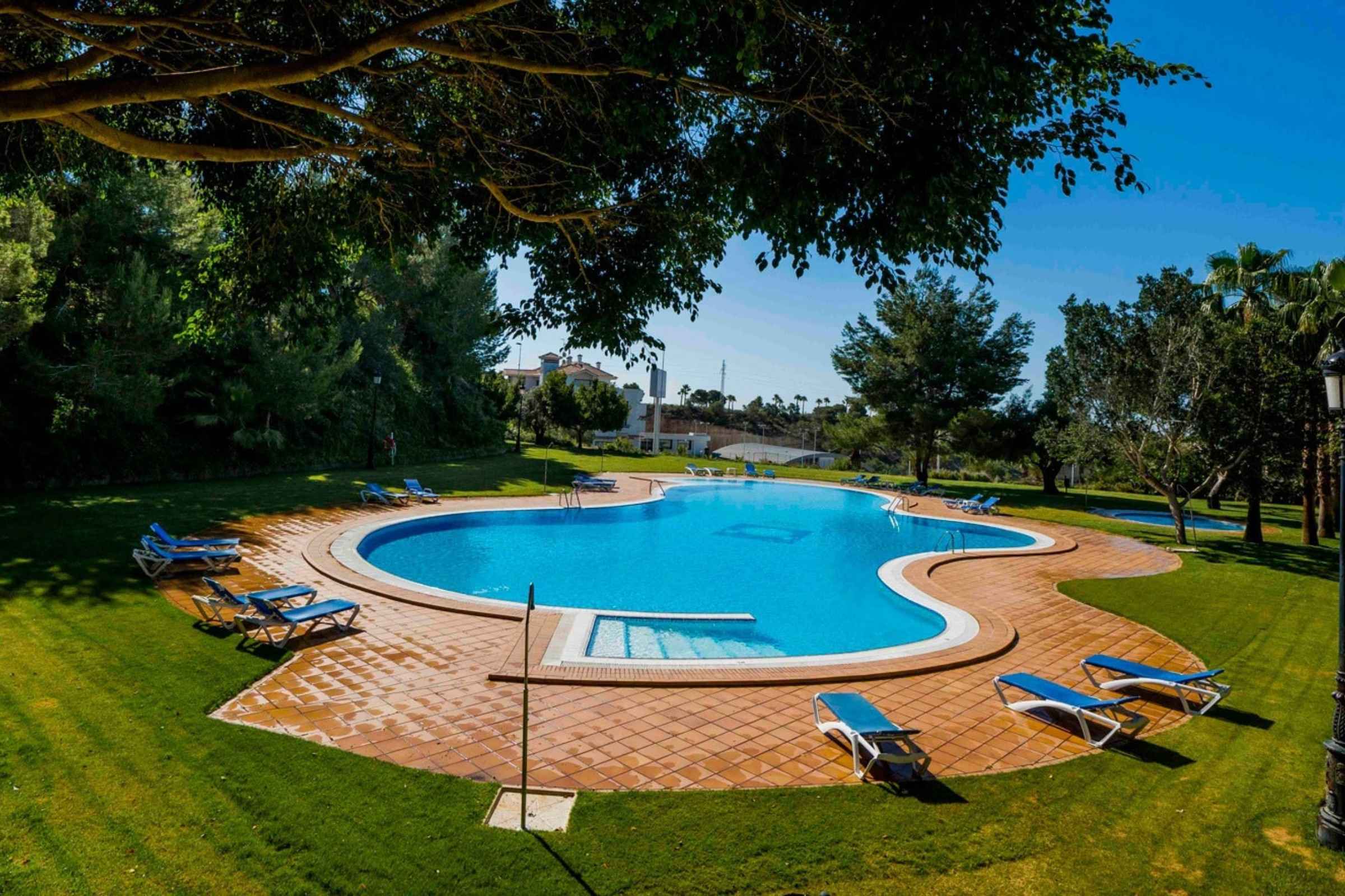 Campoamor-Golf-Hotel-Condor-travel-sport-training-camp