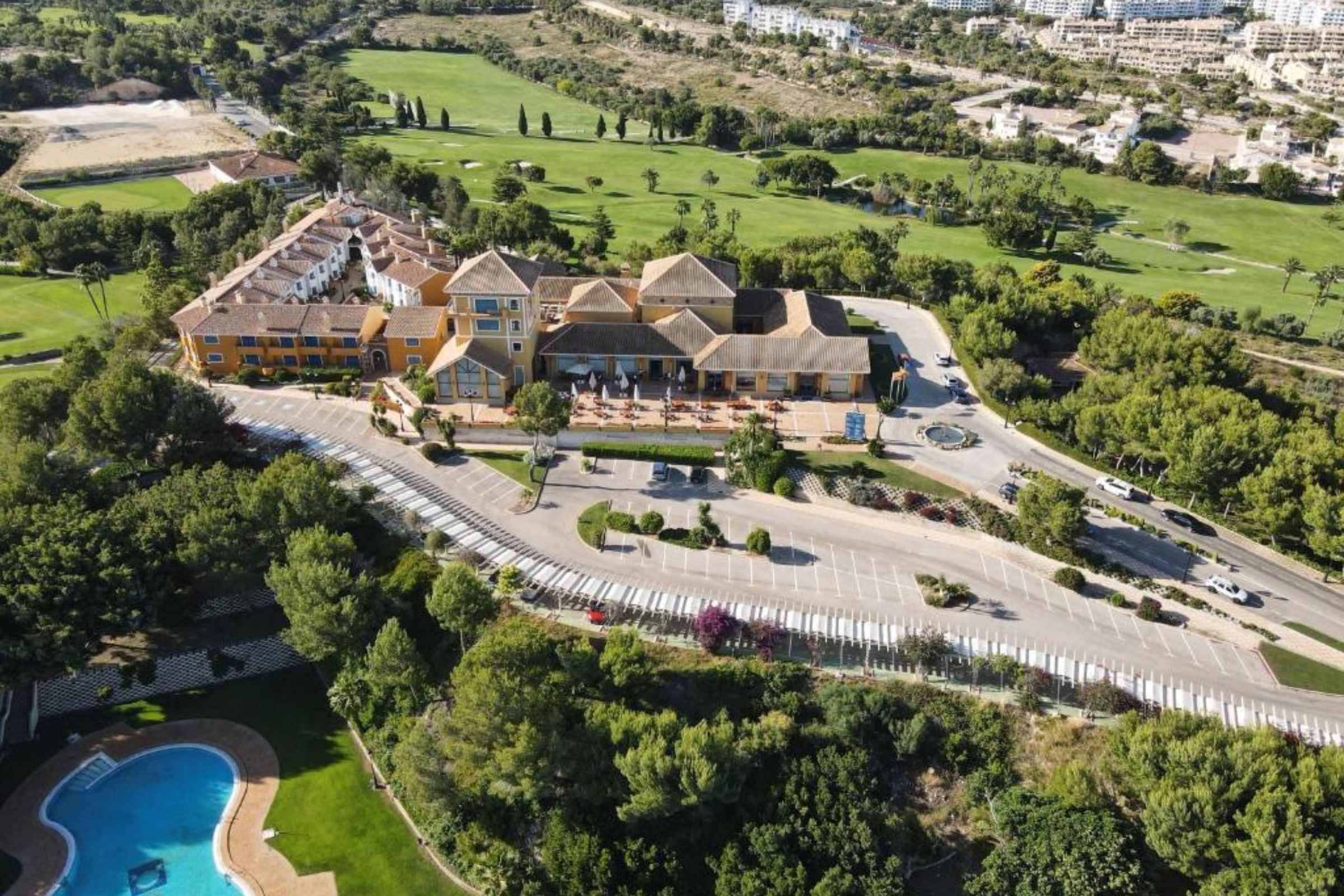 Campoamor-Golf-Hotel