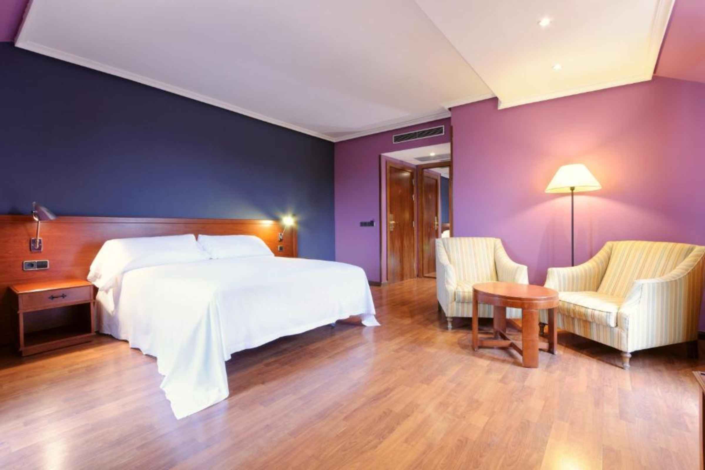 Segovia-Sierra-de-guadarrama-Hotel-Spain-Football
