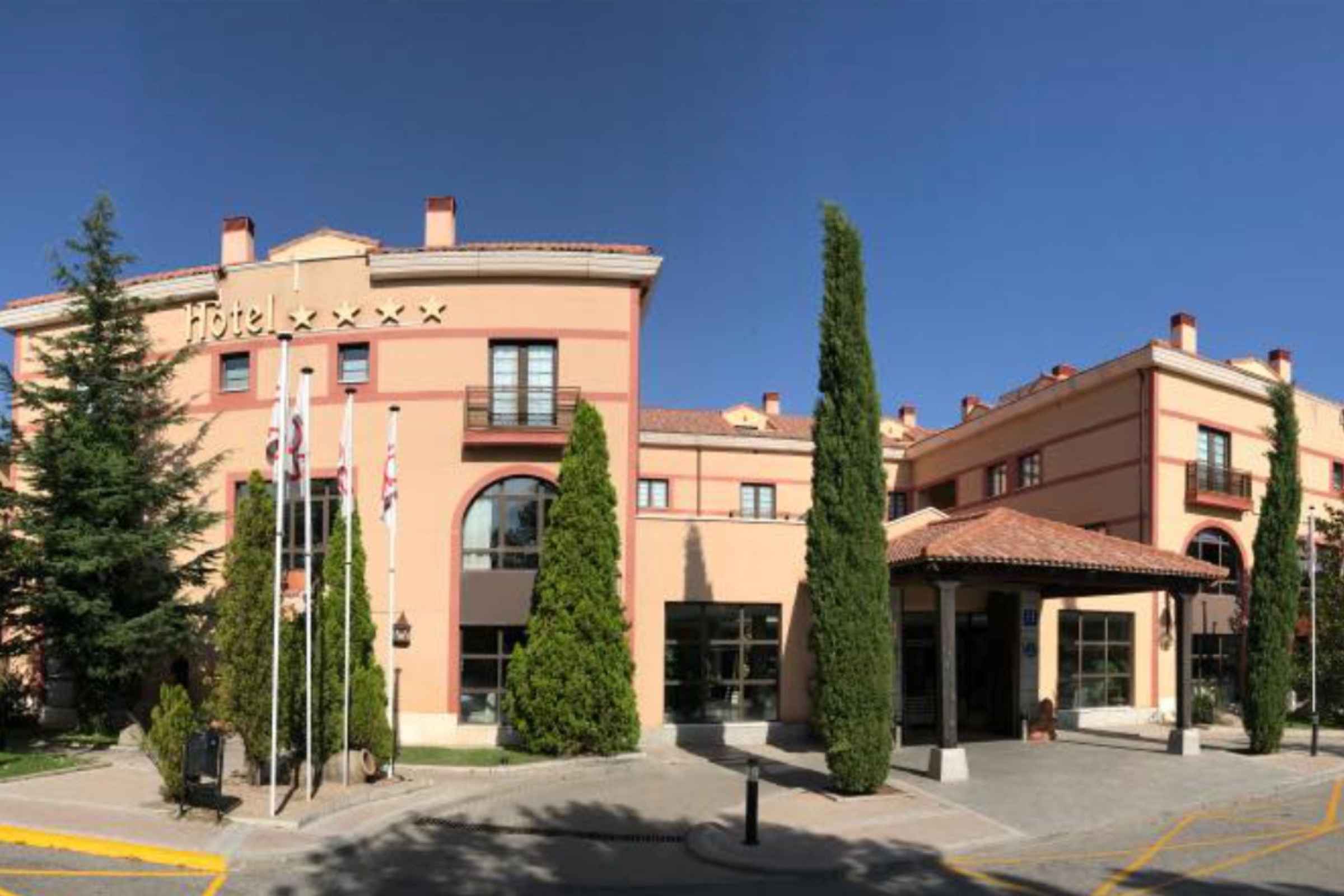 Segovia-Sierra-de-guadarrama-Hotel-Spain